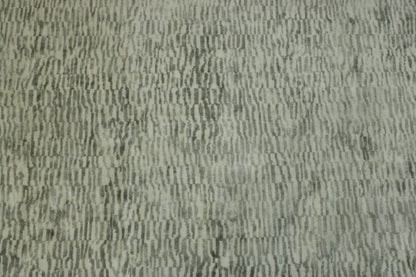 Modern / Contemporary hand-knotted silk rug in Gray, 3'11" x 8'7", SKU w2295
