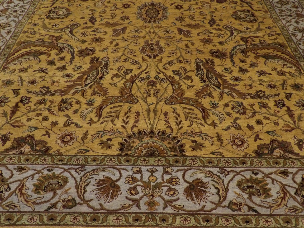 Fine Kashan Tie Dye rug border detail