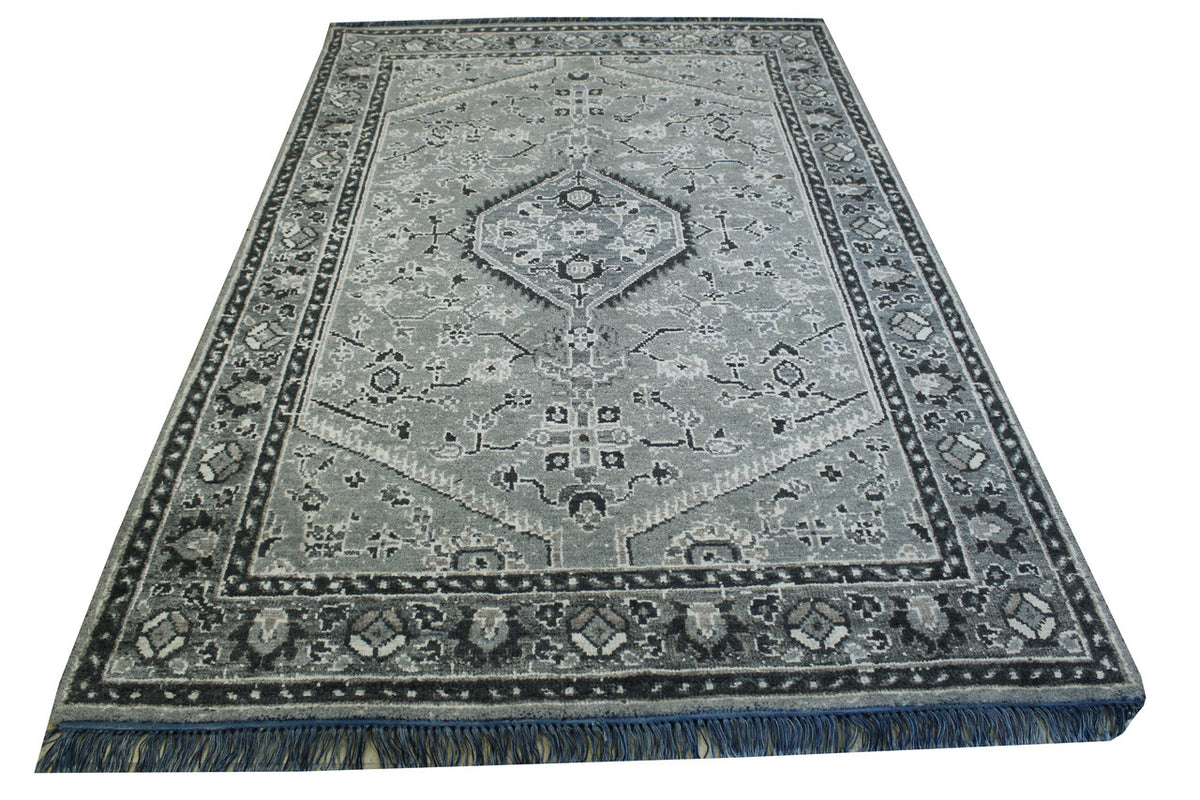 Tribal Heriz Design rug corner detail