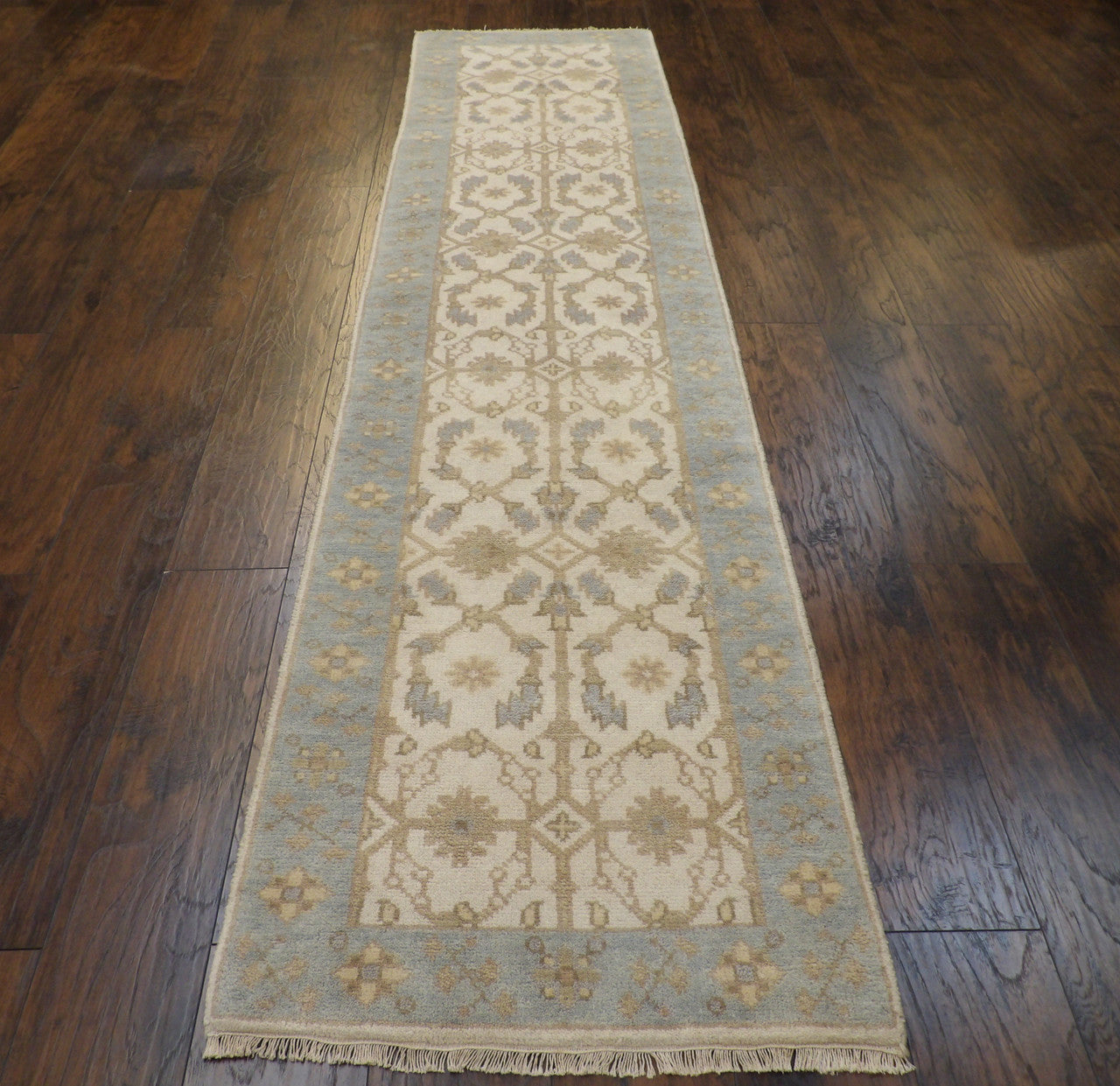 Oushak runner end detail
