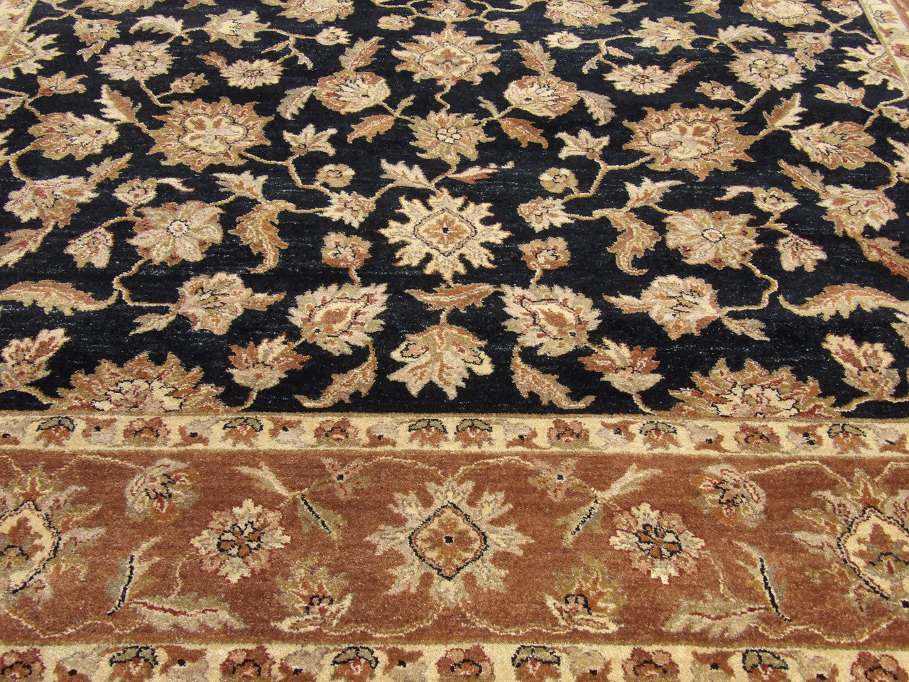 Ziegler Traditional hand-knotted wool rug in Black, 9'0" x 12'0", SKU w240