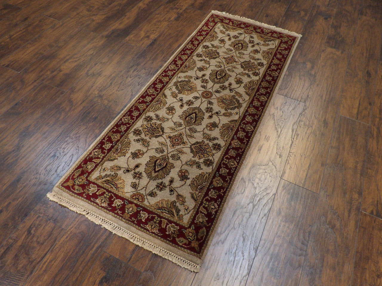 Close-up of wool pile, Beige & Red rug