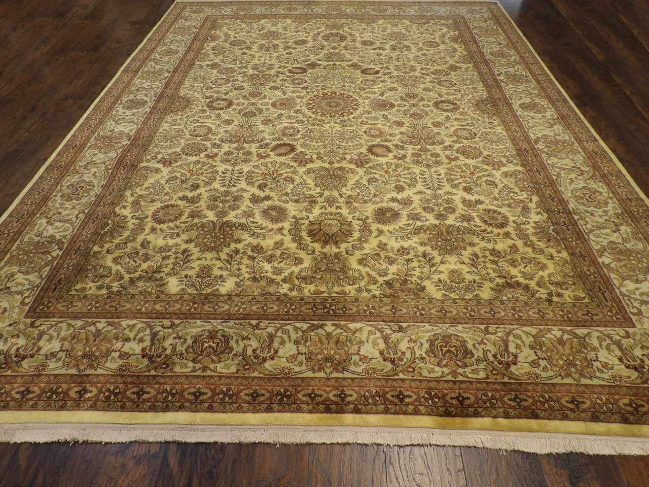 Close-up of wool pile, Gold rug