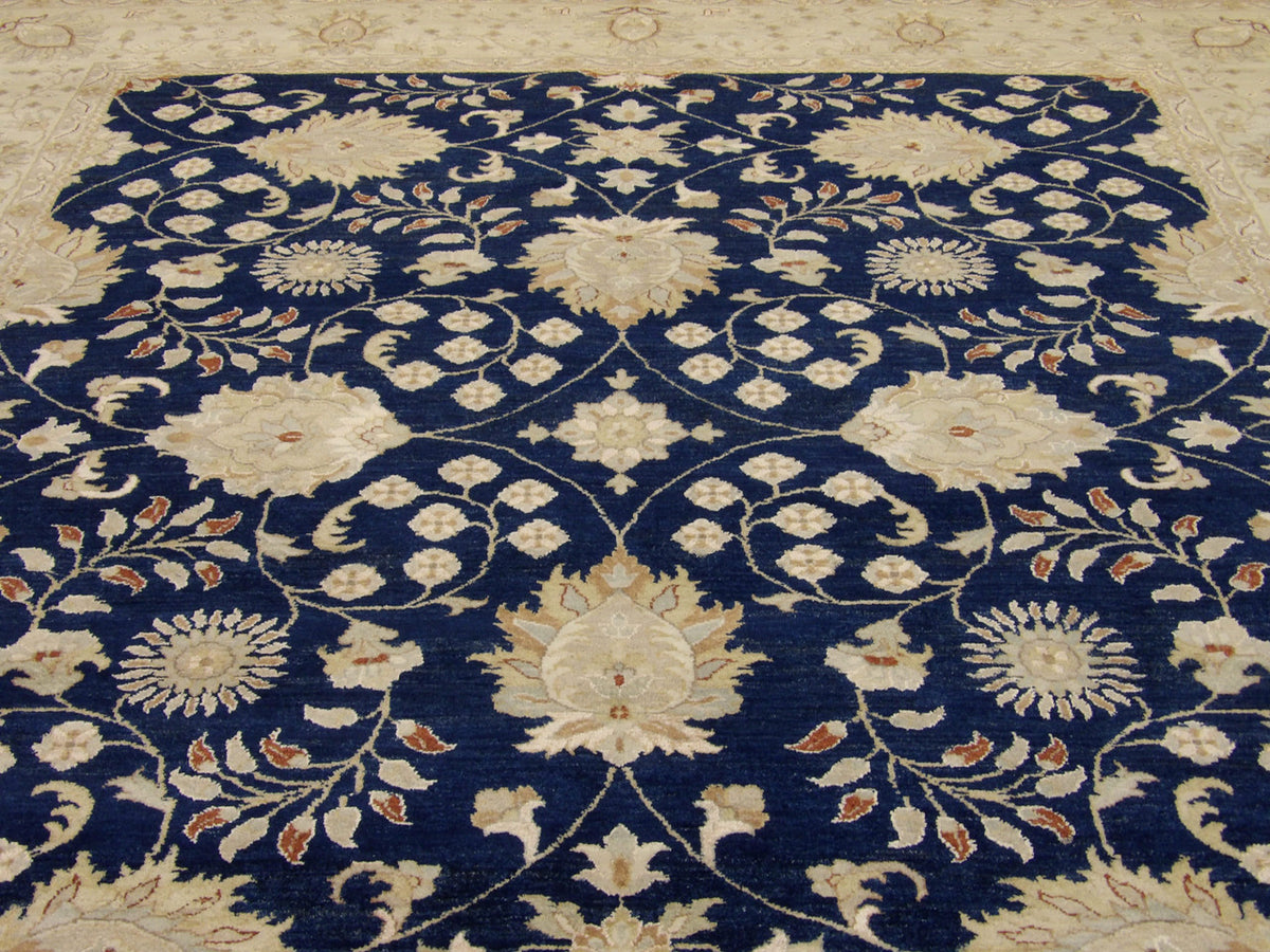 Chobie Traditional hand-knotted wool rug in Blue, 8'0" x 10'1", SKU w997