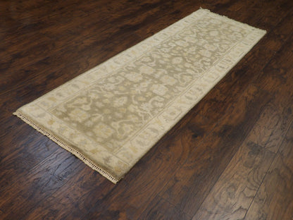 Oushak pattern detail, green and beige natural dye runner
