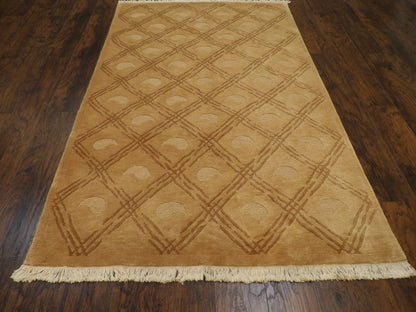 Close-up of wool pile, Brown & Gold rug
