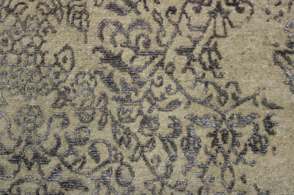 Close-up of wool-silk pile, Beige rug