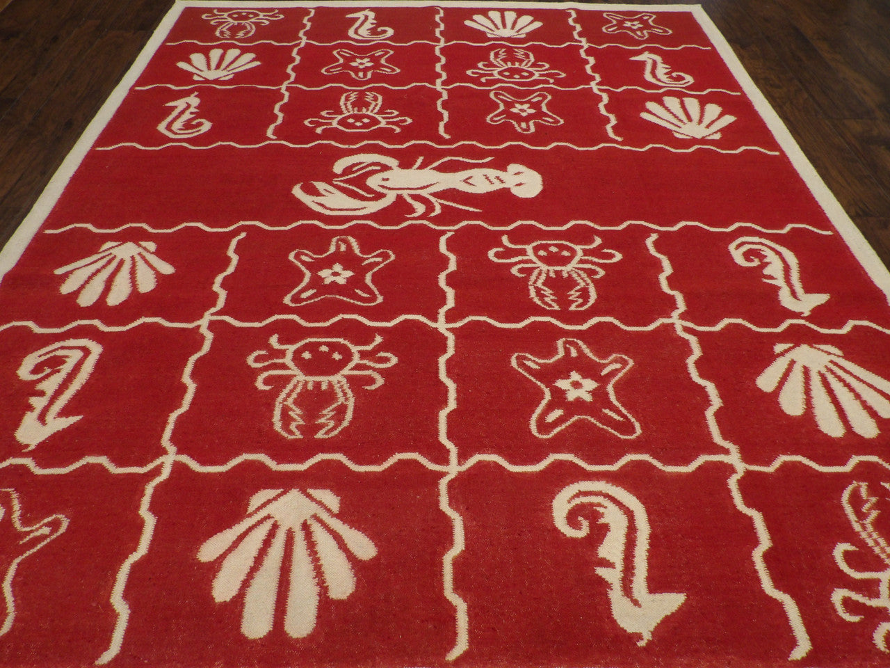 Close-up of wool pile, Beige & Red rug