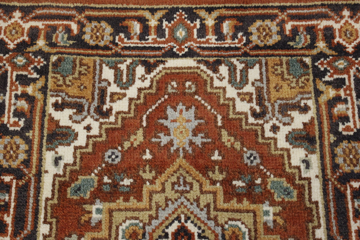 Tribal Indo Heriz rug border detail