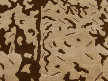 Transitional Silky Broken Abstract Design rug border detail
