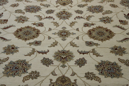 Oushak Indo Agra Chobi rug border detail