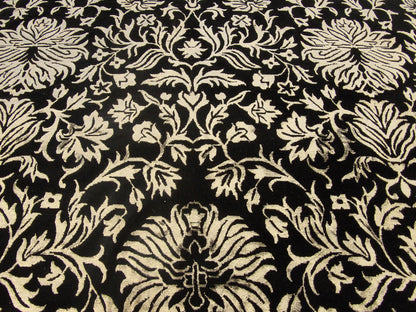 Transitional Carved Floral Design rug border detail