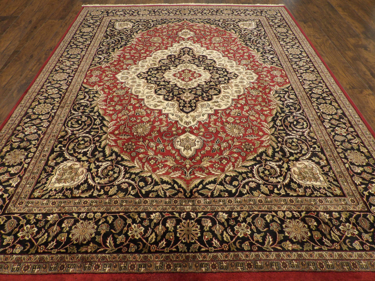 Close-up of wool pile, Black & Red rug