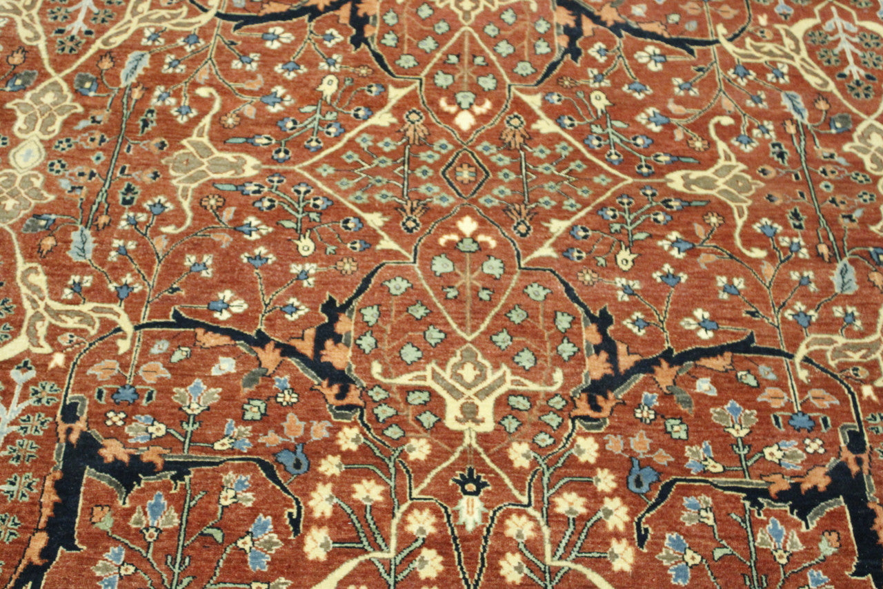 Traditional Fine Haji Jalili rug border detail
