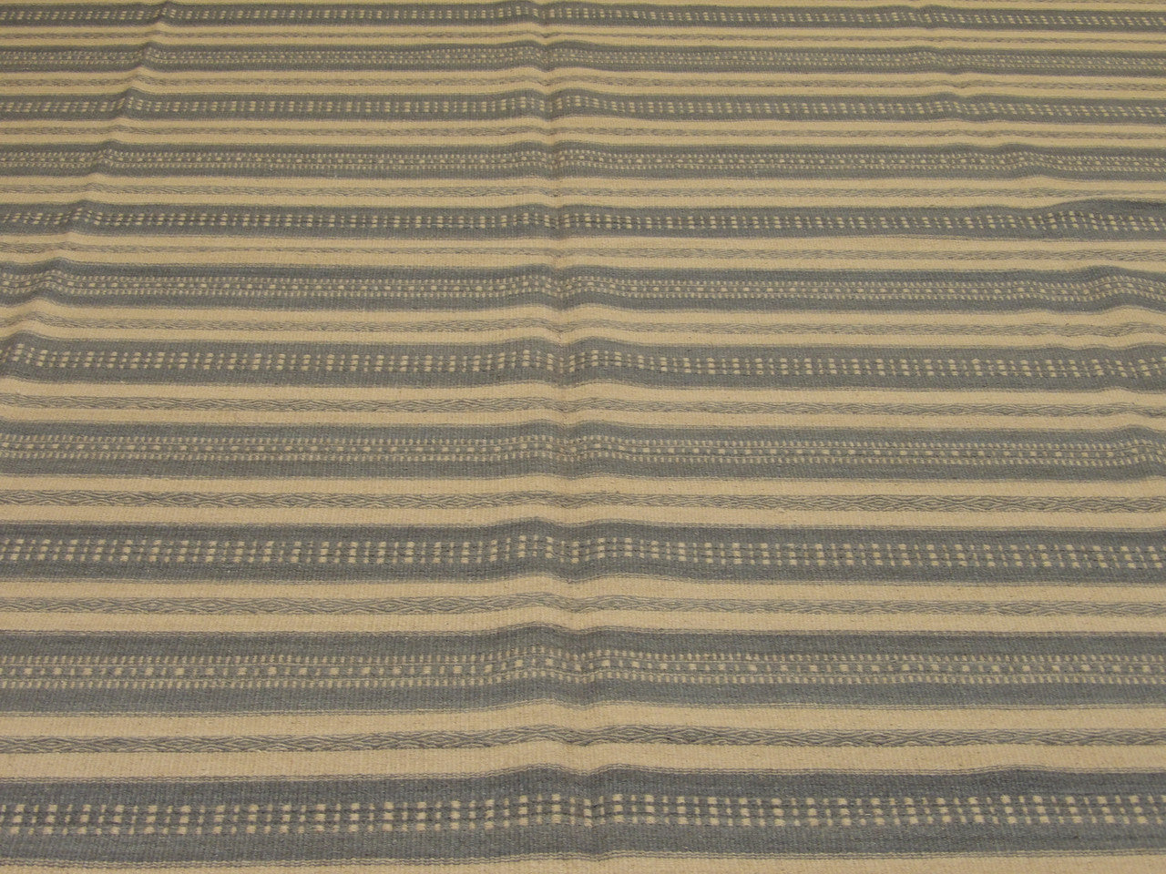 Back of Coastal Flat Weave Indoor/Outdoor Beach hand-knotted rug