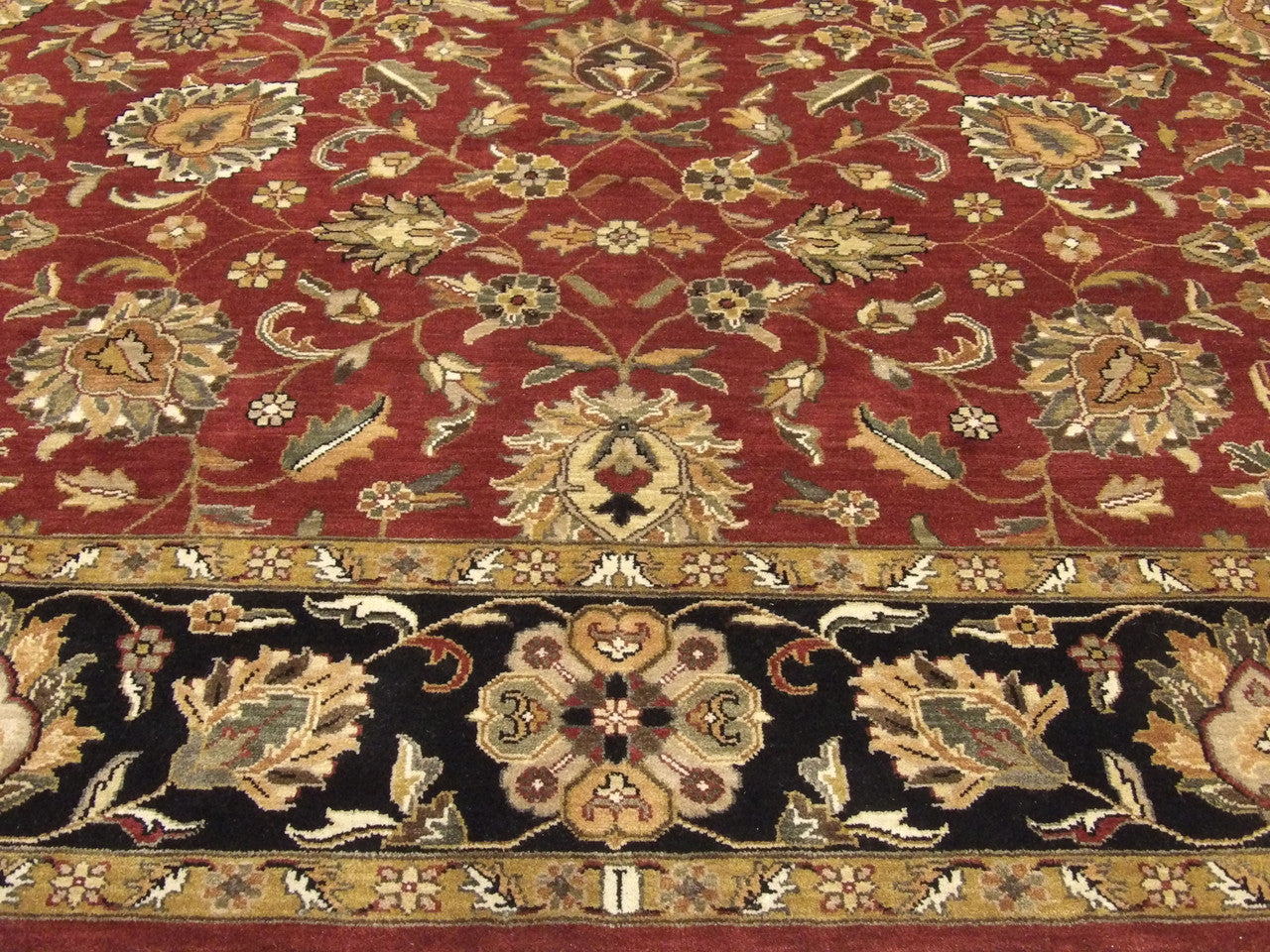 Jaipur Kashan rug border detail