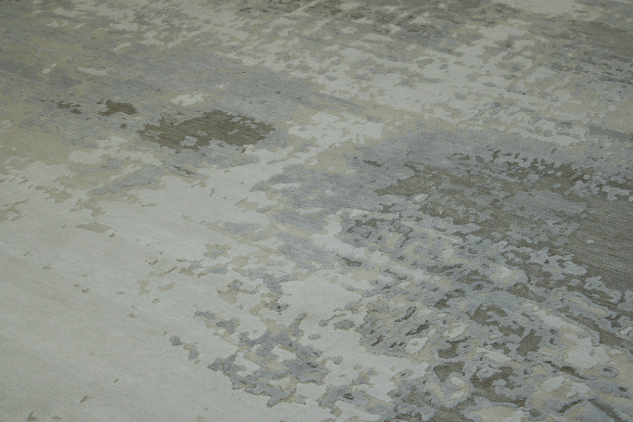 Modern Abstract Broken Design rug border detail