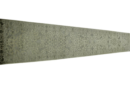 Close-up of wool-silk pile, Gray & Beige rug