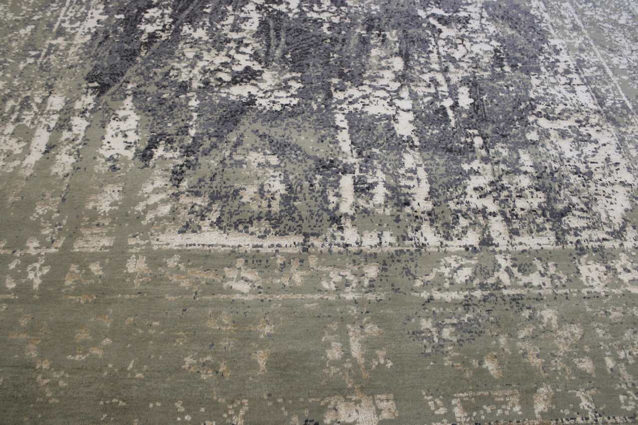 Transitional Abstract Broken Design rug border detail