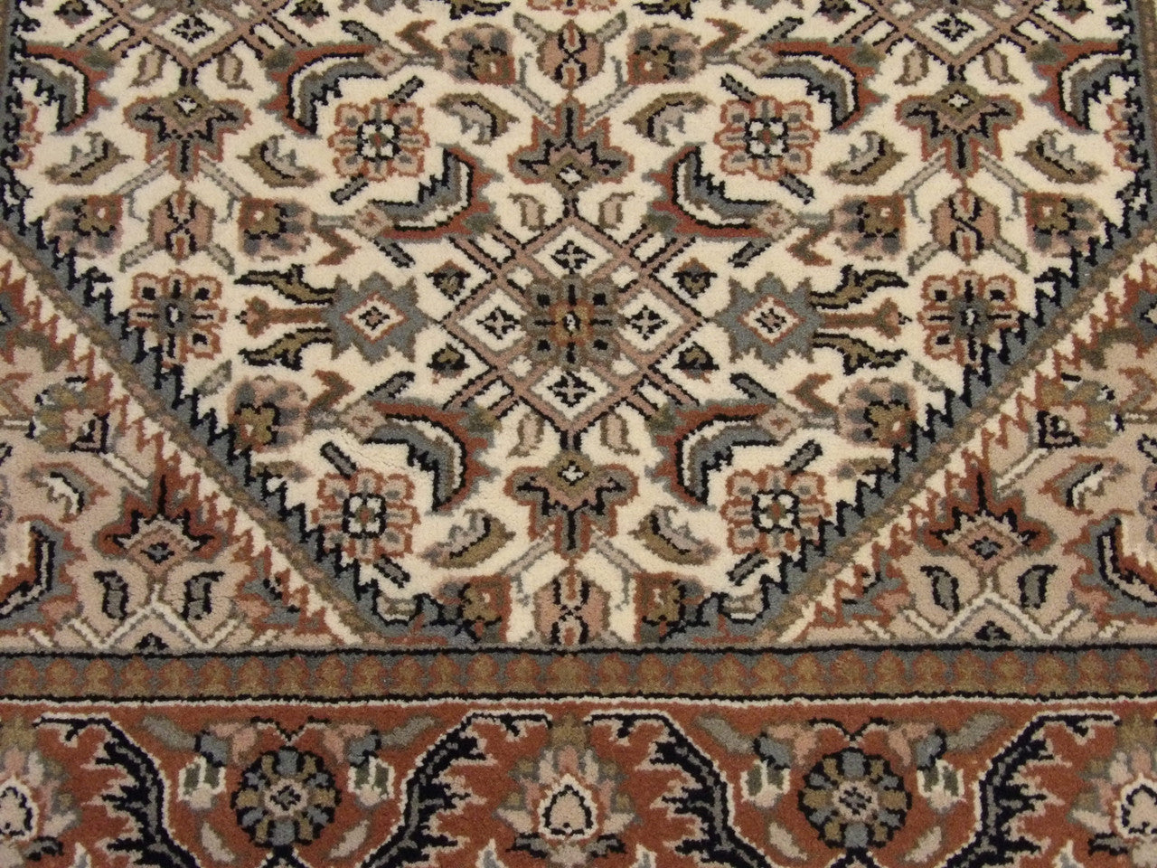 Persian Herati Mir rug border detail