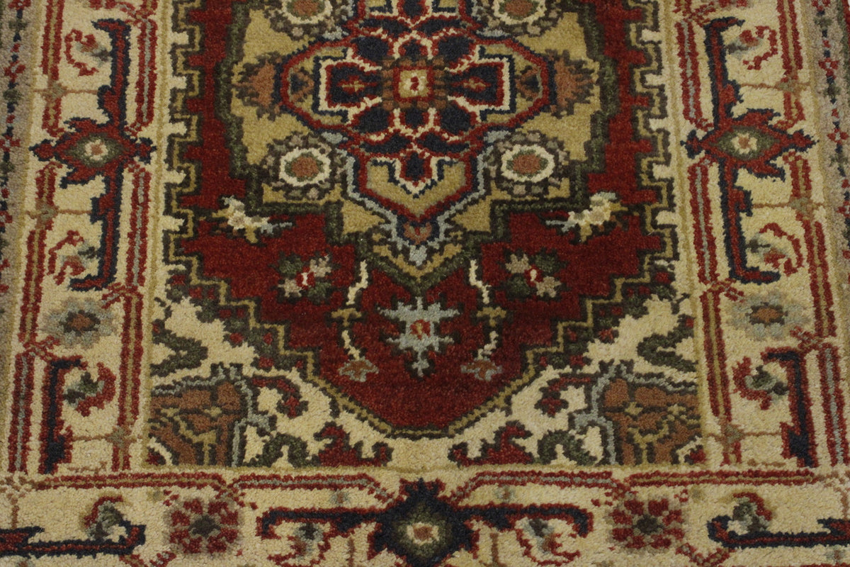 Tribal Indo Heriz rug border detail