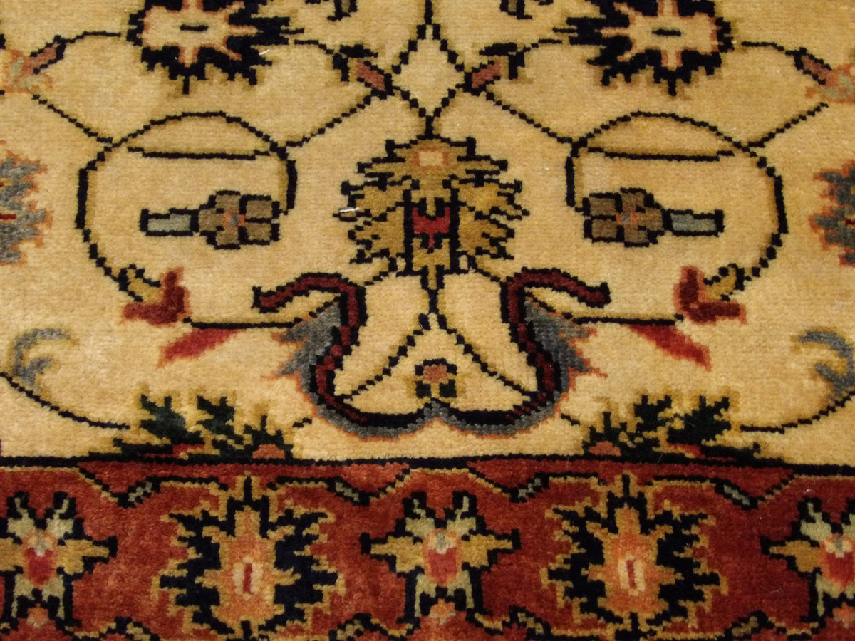 Turkish Weave Silky Natural Dye rug border detail