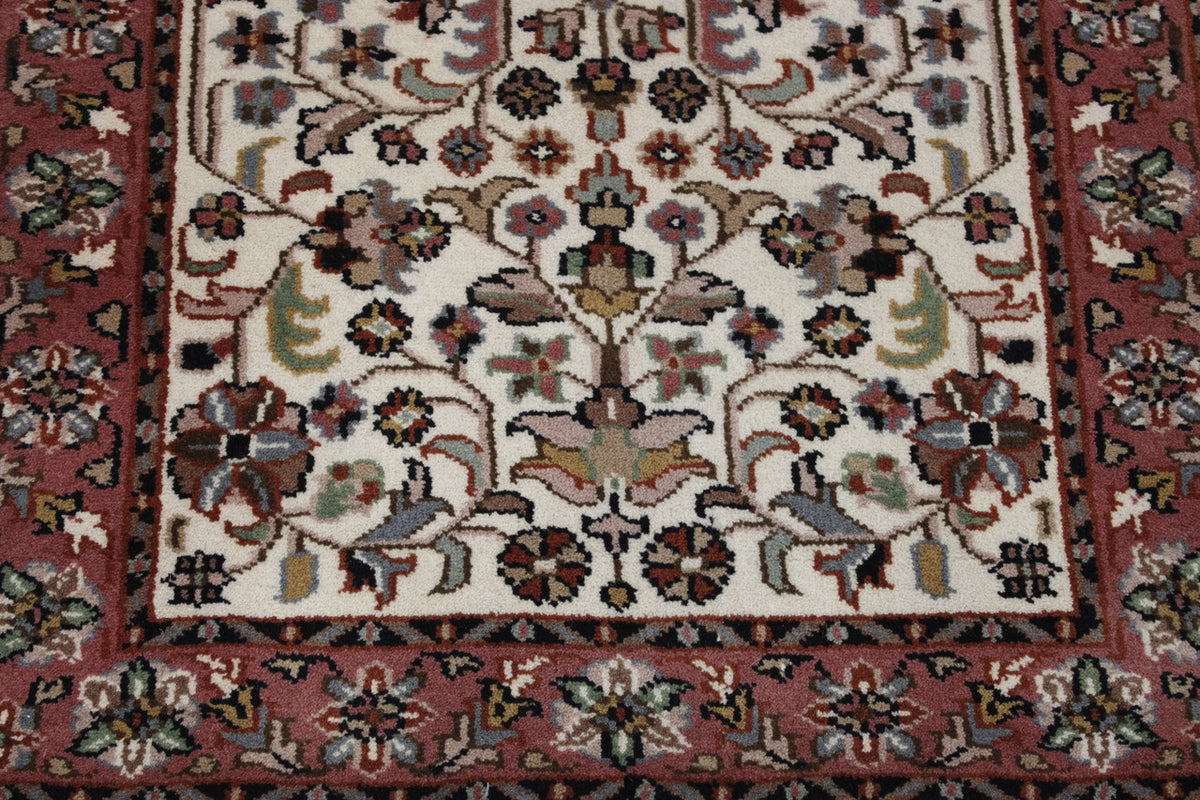 Close-up of wool pile, Beige rug