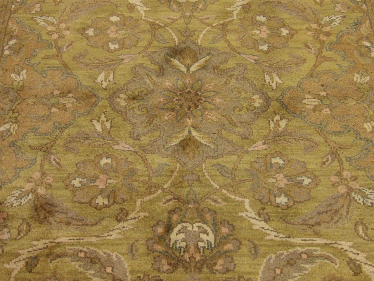 Back of Jaipur Kashan Antique Wash hand-knotted rug