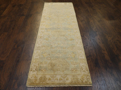 Wash Oushak rug corner detail