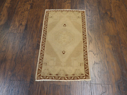 Close-up of wool pile, Brown & Beige rug
