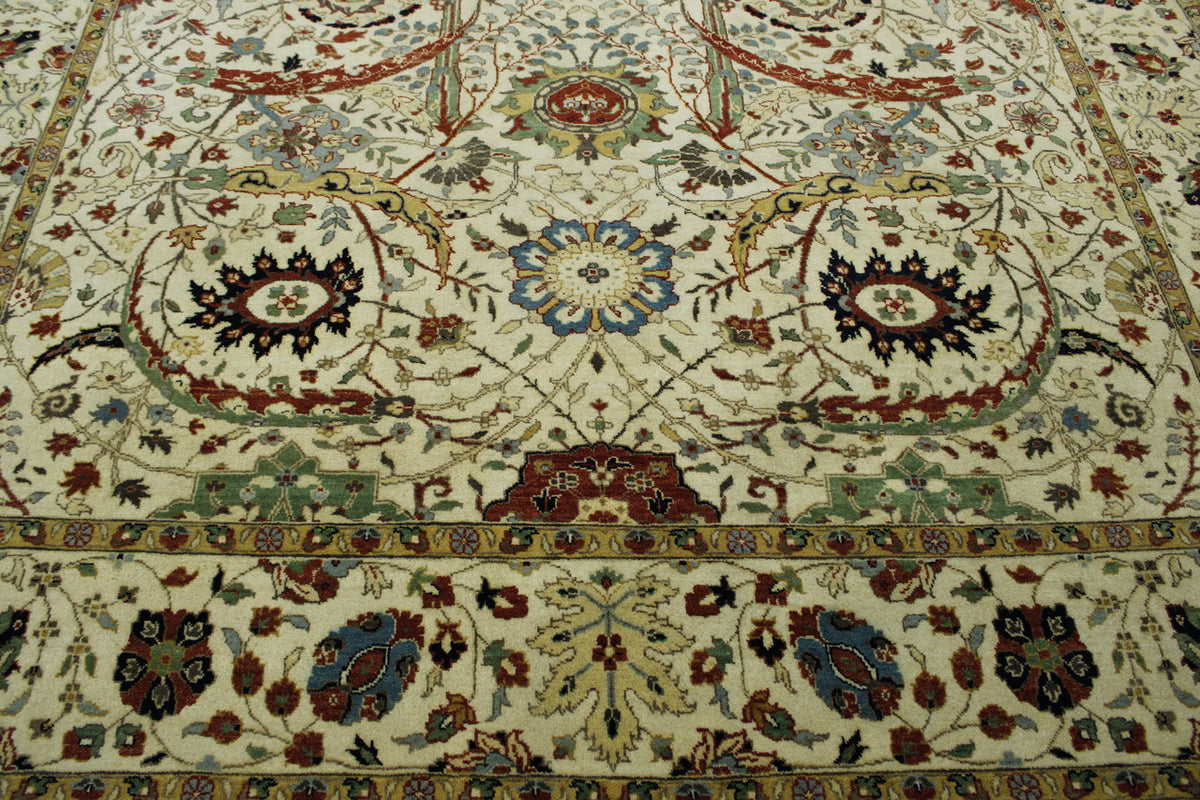 Close-up of wool pile, Beige rug