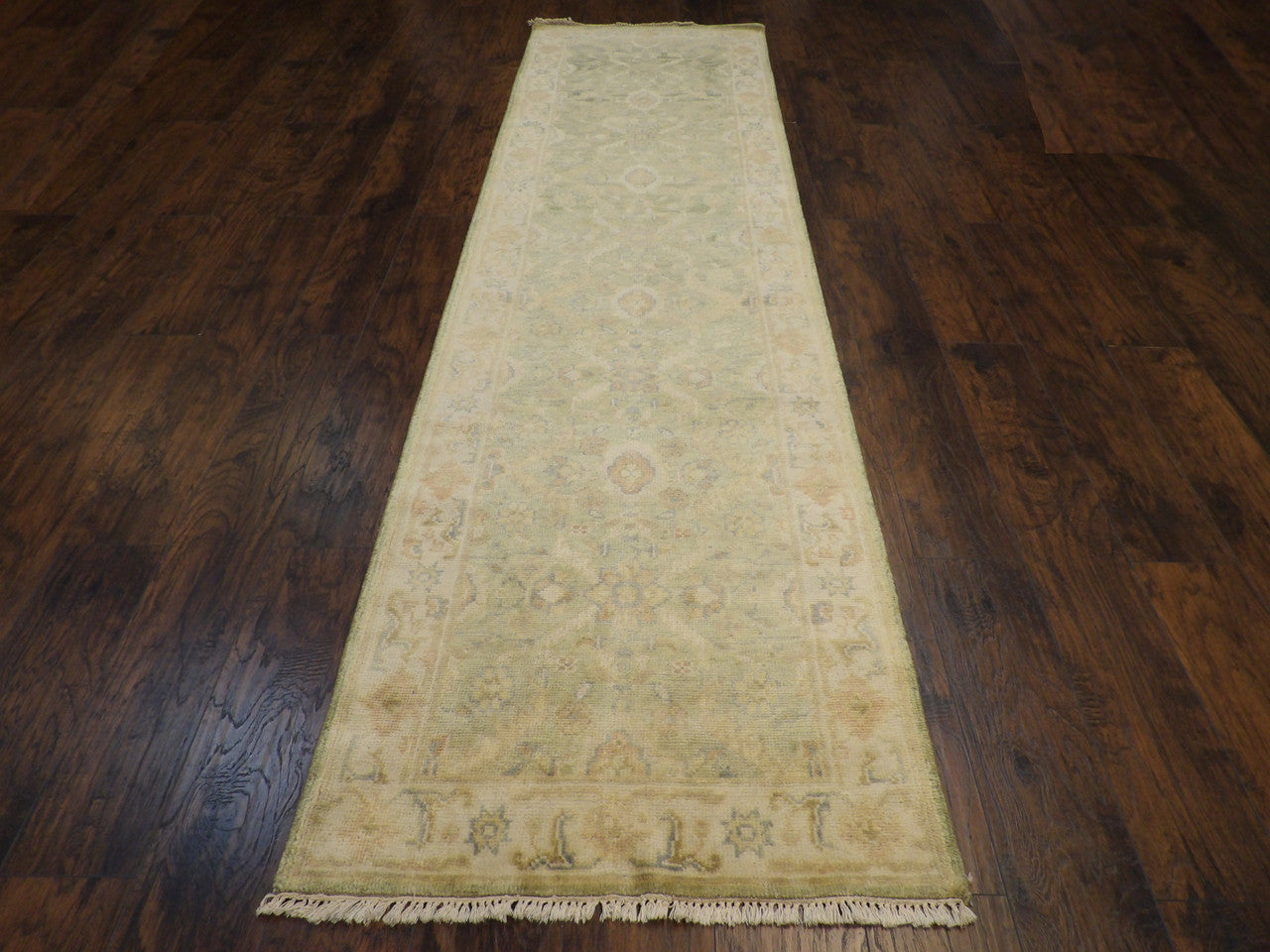 Close-up of wool pile, beige Oushak runner