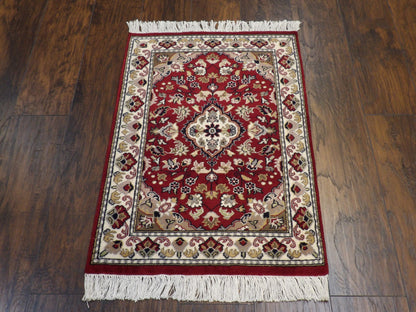 Close-up of wool pile, Beige & Red rug