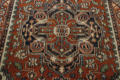 Tribal Heriz rug border detail