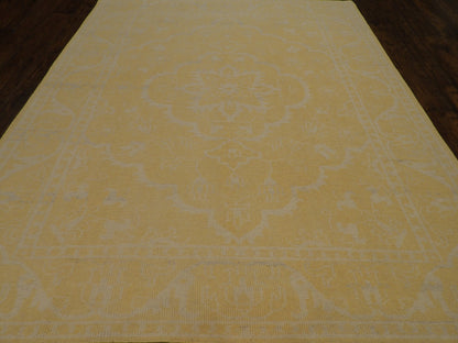 Close-up of wool pile, Gold & Gray rug