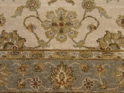 Indo Chobi rug border detail