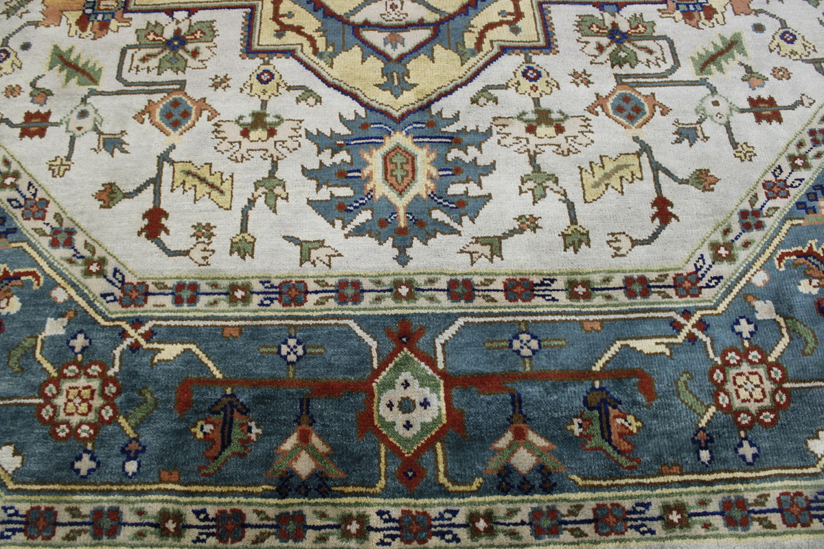 Tribal Indo Heriz rug corner detail