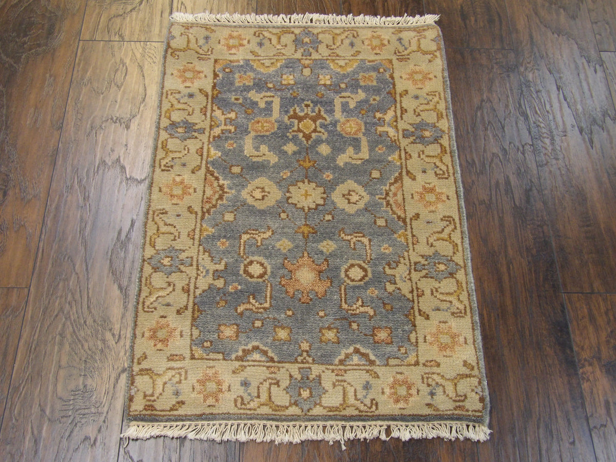 Turk Oushak Wash rug corner detail