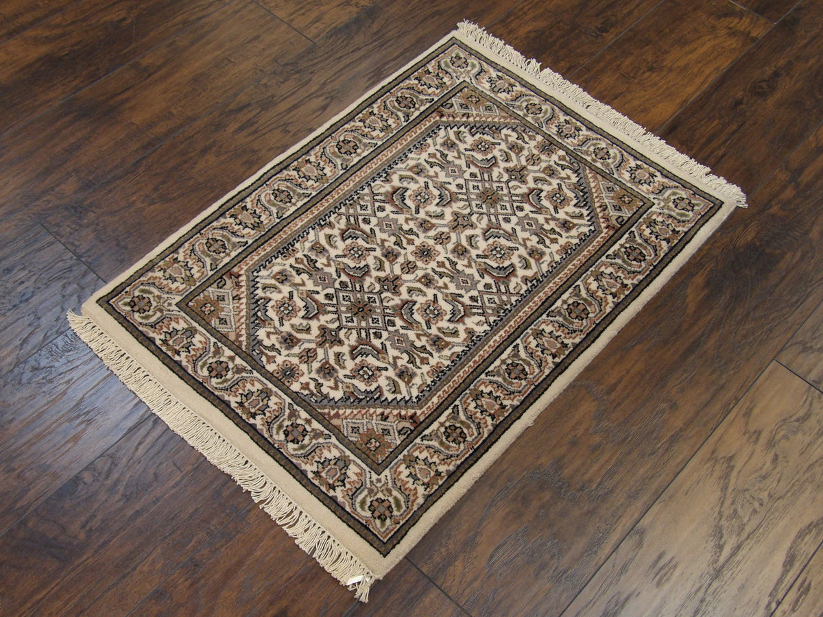Fine Persian Bidjar pattern detail