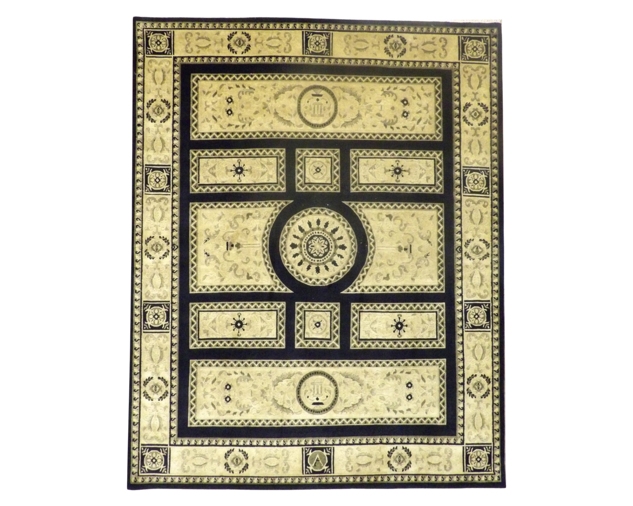 Abusson Traditional hand-knotted wool rug in Black, 8'0" x 10'0", SKU w949