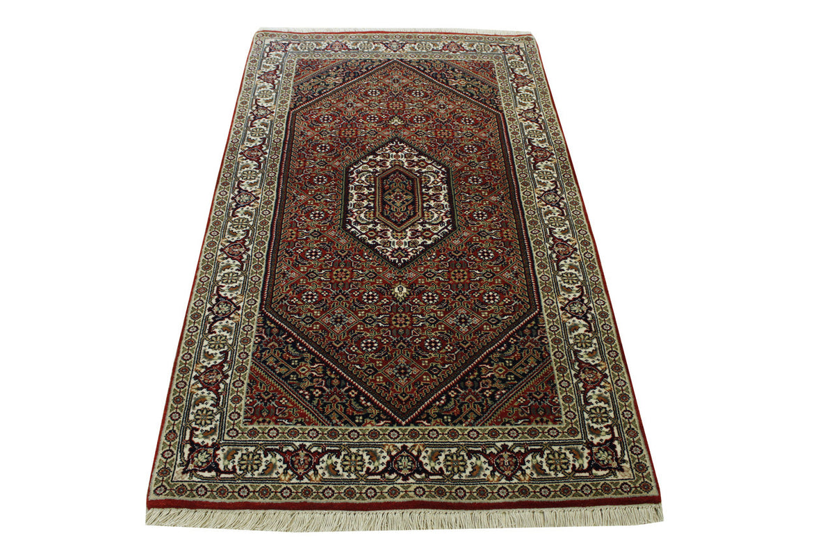 Traditional Indo Bidjar pattern detail