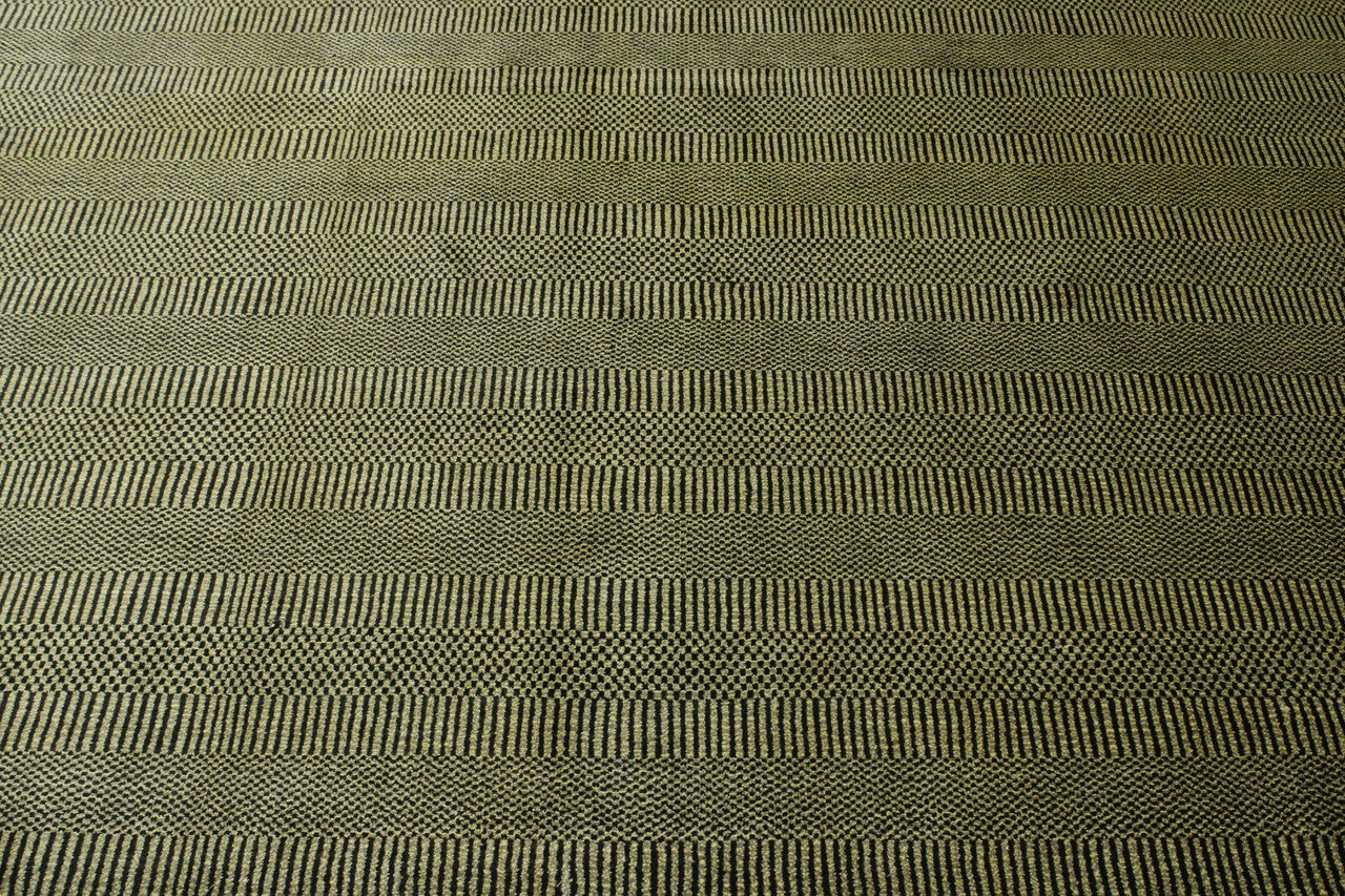 Modern Grass Design rug corner detail
