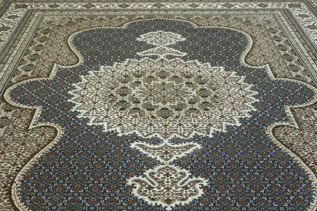 Traditional Fine Qum rug corner detail