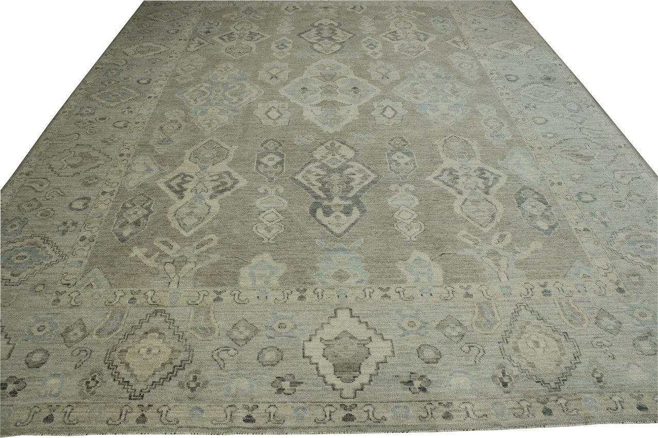 Oushak Wash Chobi rug corner detail