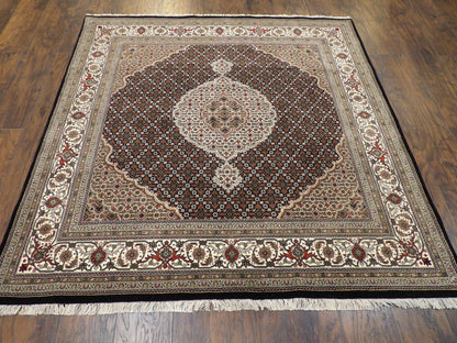 Fine Persian Mahi Tabriz rug corner detail