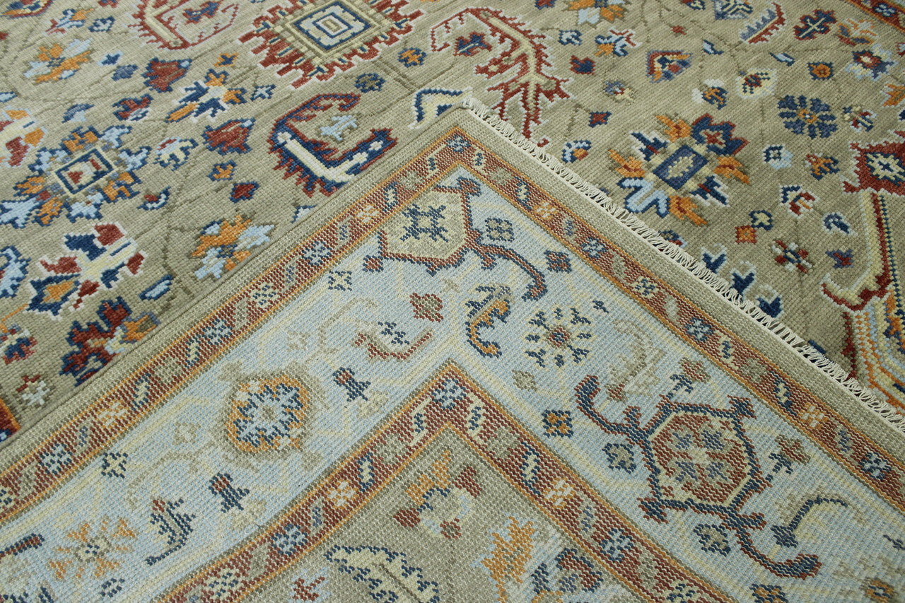 Oushak Colorful Ziegler pattern detail