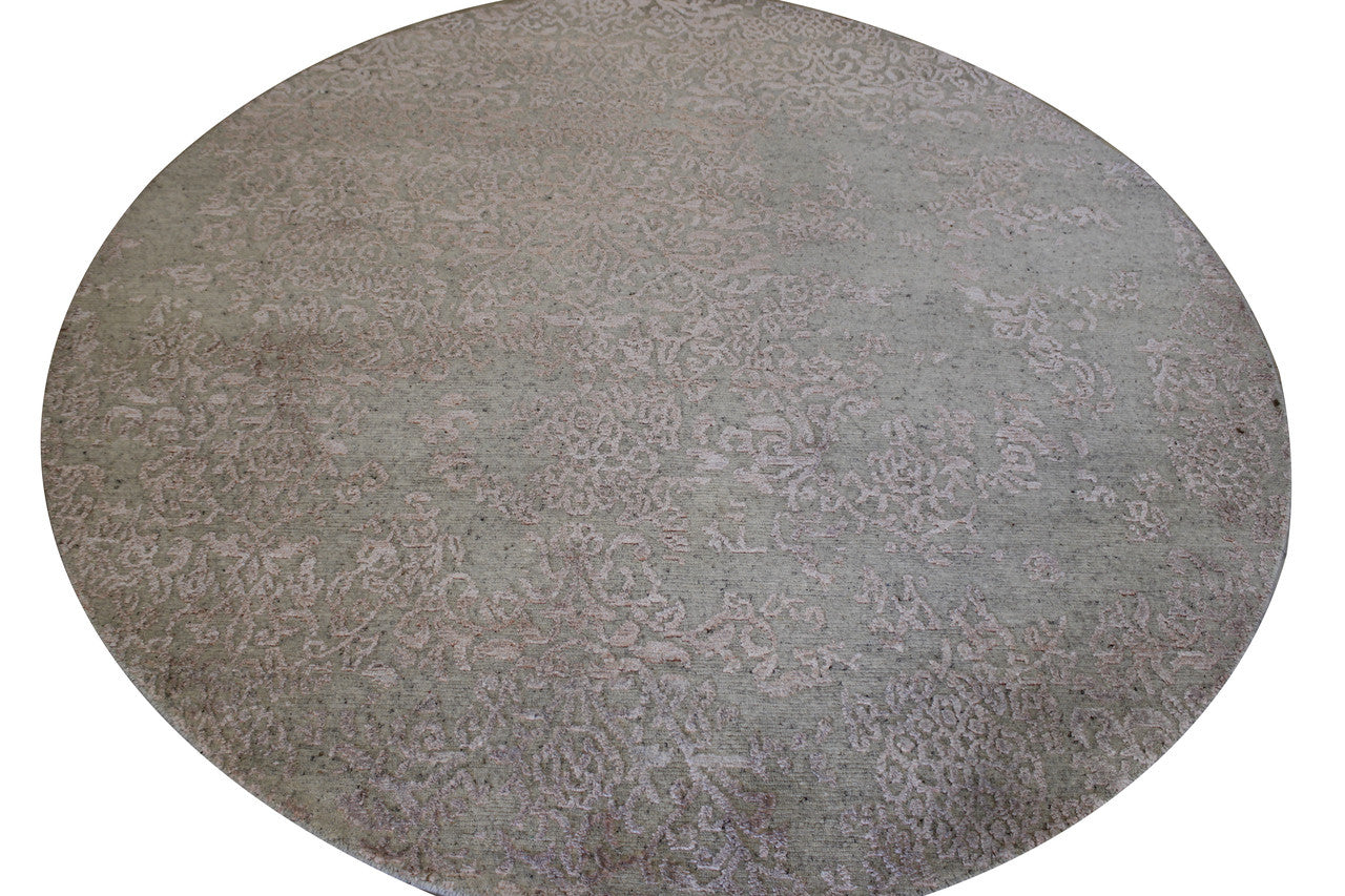Close-up of wool-silk pile, Gray & Pink rug
