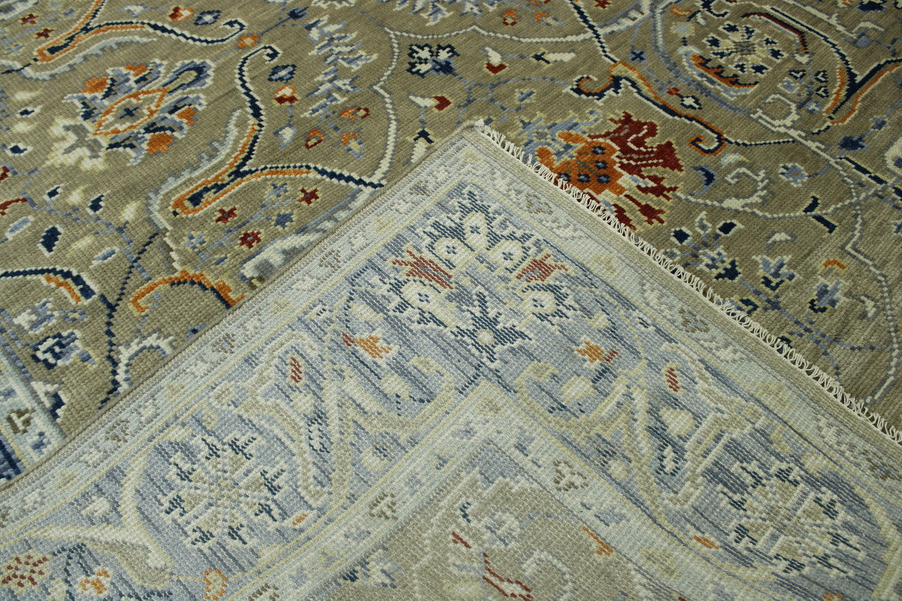 Oushak Colorful Ziegler pattern detail