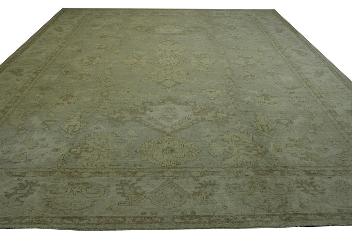Full view of Oushak Chobi rug