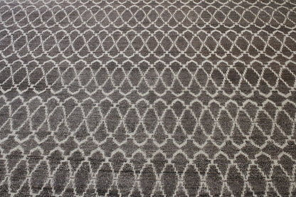 Modern Distressed Moroccan Design rug border detail